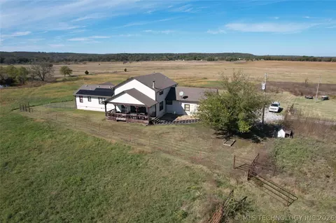 4621 Garfield Rd, Beggs, OK 74421