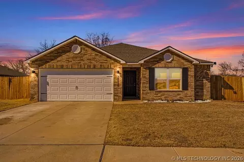15930 S 74th East Ave, Bixby, OK 74008