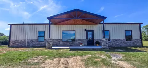 8464 Reagan Dr, Eufaula, OK 74432