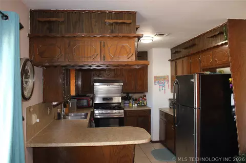 Kitchen - 303 Taz, Morrison, OK 73061 photo 1 of 1