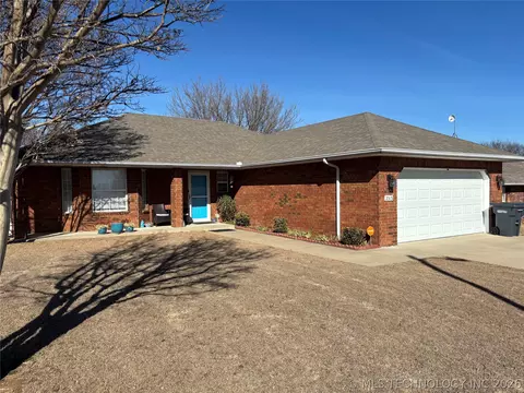 2513 Westwood Ct, Ardmore, OK 73401
