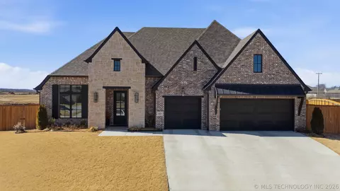 2823 E 141st Ct S, Bixby, OK 74008