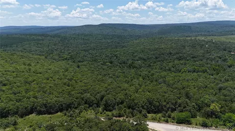 Undisclosed, Red Oak, OK 74563