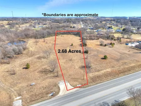 27907 S State Hwy 51, Coweta, OK 74429