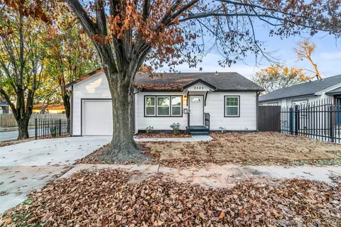 2503 E 8th St, Tulsa, OK 74104
