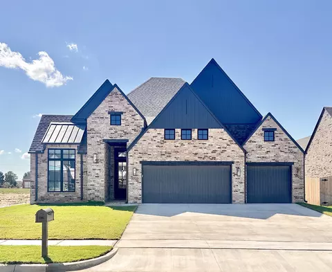 2703 W South Park Pl, Broken Arrow, OK 74012