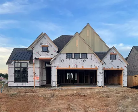 2703 W South Park Pl, Broken Arrow, OK 74012