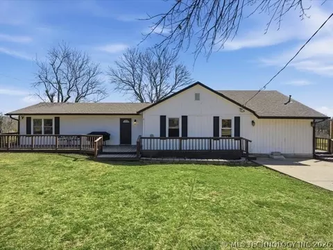32766 E 161st St S, Coweta, OK 74429