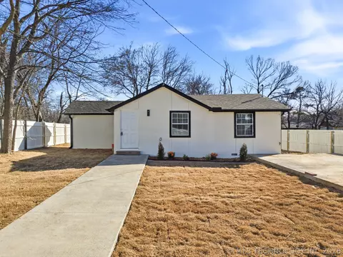 6206 W 62nd St, Tulsa, OK 74131