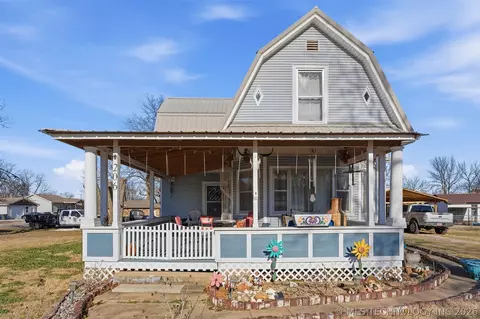 206 E Conner Ave, Fairland, OK 74343