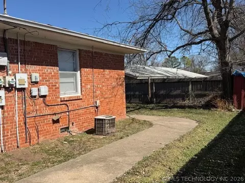 1342 E 55th Pl, Tulsa, OK 74105 photo 16