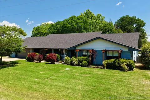 105 Lakeview Dr, Eufaula, OK 74432