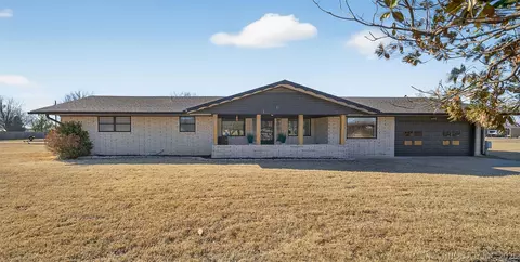 406 N William Penn St, Adair, OK 74330