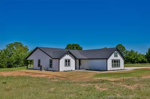 1 Diamondhead Dr, Burneyville, OK 73430