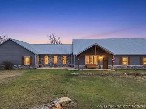 13800 Pease Ln, Skiatook, OK 74070