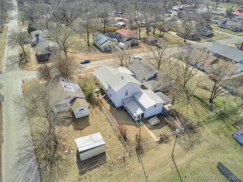 View/Area - 1123 E 9th St, Okmulgee, OK 74447 photo 2 of 7