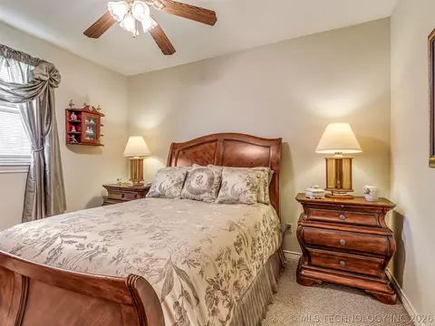 Bedroom - 1123 E 9th St, Okmulgee, OK 74447 photo 9 of 11