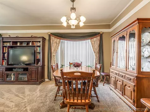 Dining - 1123 E 9th St, Okmulgee, OK 74447 photo 3 of 4
