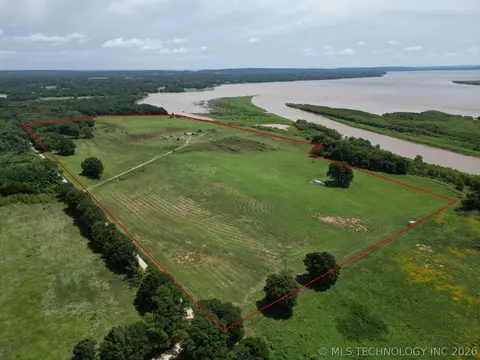 S 4110 Road, Eufaula, OK 74432