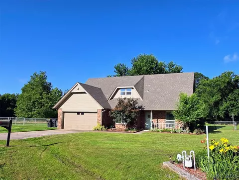 12866 S 279th East Ave, Coweta, OK 74429