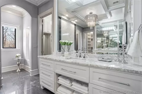 Bath - 17930 E Falcon Pass, Owasso, OK 74055 photo 4 of 10