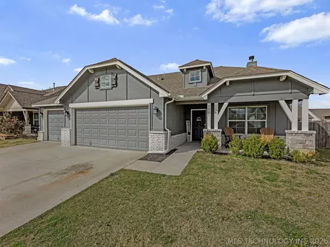 7403 E 87th St N, Owasso, OK 74055