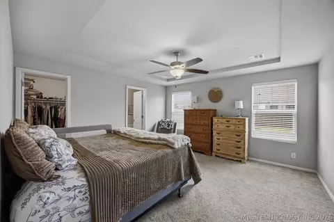Bedroom - 7403 E 87th St N, Owasso, OK 74055 photo 1 of 5