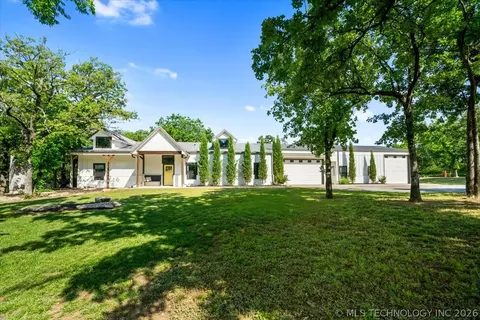 7716 N Harvard Ave, Owasso, OK 74055