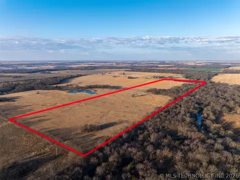 1 N 320 Rd, Morris, OK 74445