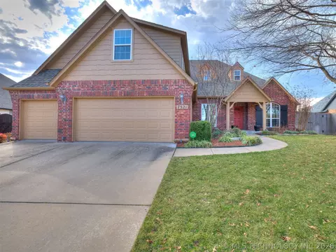 7521 E Galveston St, Broken Arrow, OK 74014