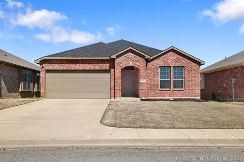 84 Tallgrass St, Calera, OK 74730