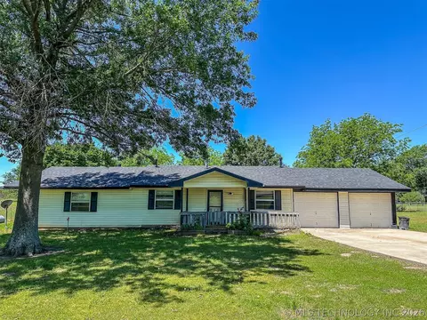 109948 S 4155 Rd, Checotah, OK 74426