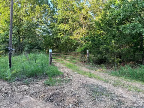 1 S 4582 Rd, Marble City, OK 74945