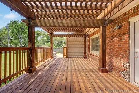 Exterior - 2430 E 17th Pl, Tulsa, OK 74104 photo 3 of 5