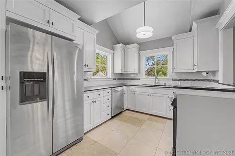 Kitchen - 2430 E 17th Pl, Tulsa, OK 74104 photo 1 of 4