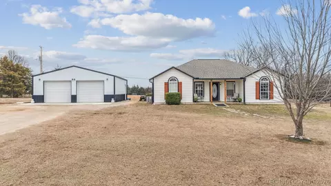 4302 W Highland Park Dr, Cleveland, OK 74020