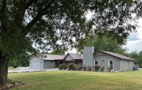 24590 S 600 Rd, Grove, OK 74344