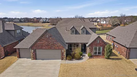 8922 N 143rd East Ave, Owasso, OK 74055