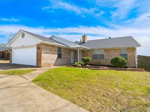 1331 Mockingbird, Ada, OK 74820