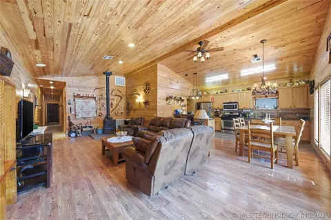 42177 S 540 Rd, Eucha, OK 74342