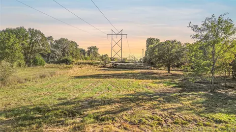 5 E 51st St, Broken Arrow, OK 74014 photo 11