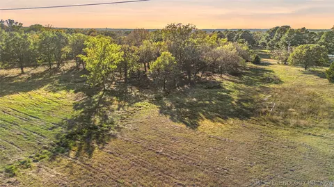 5 E 51st St, Broken Arrow, OK 74014