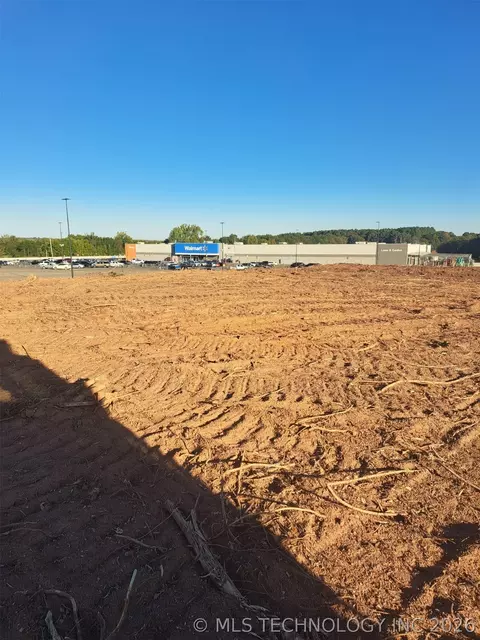 2 E Washington St, Idabel, OK 74745 photo 32