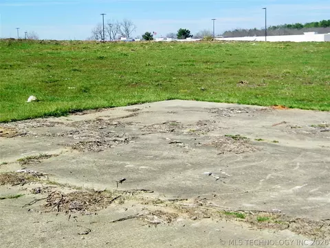 2 E Washington St, Idabel, OK 74745 photo 24