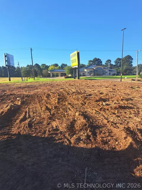 2 E Washington St, Idabel, OK 74745 photo 33