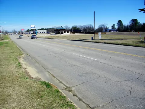 2 E Washington St, Idabel, OK 74745 photo 14