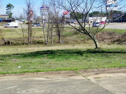 2 E Washington St, Idabel, OK 74745 photo 23