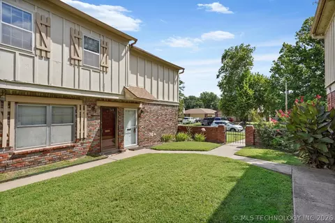 6148 S Madison Place 6148-a, Tulsa, OK 74136
