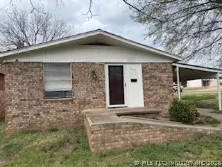 203 W 3rd Ave, Bristow, OK 74010