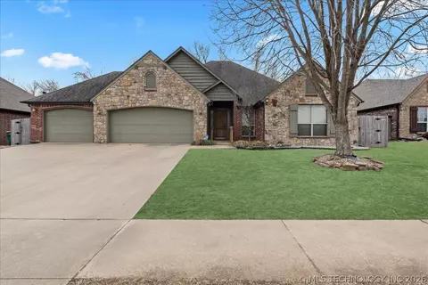 1240 W Keeling Ave, Sapulpa, OK 74066